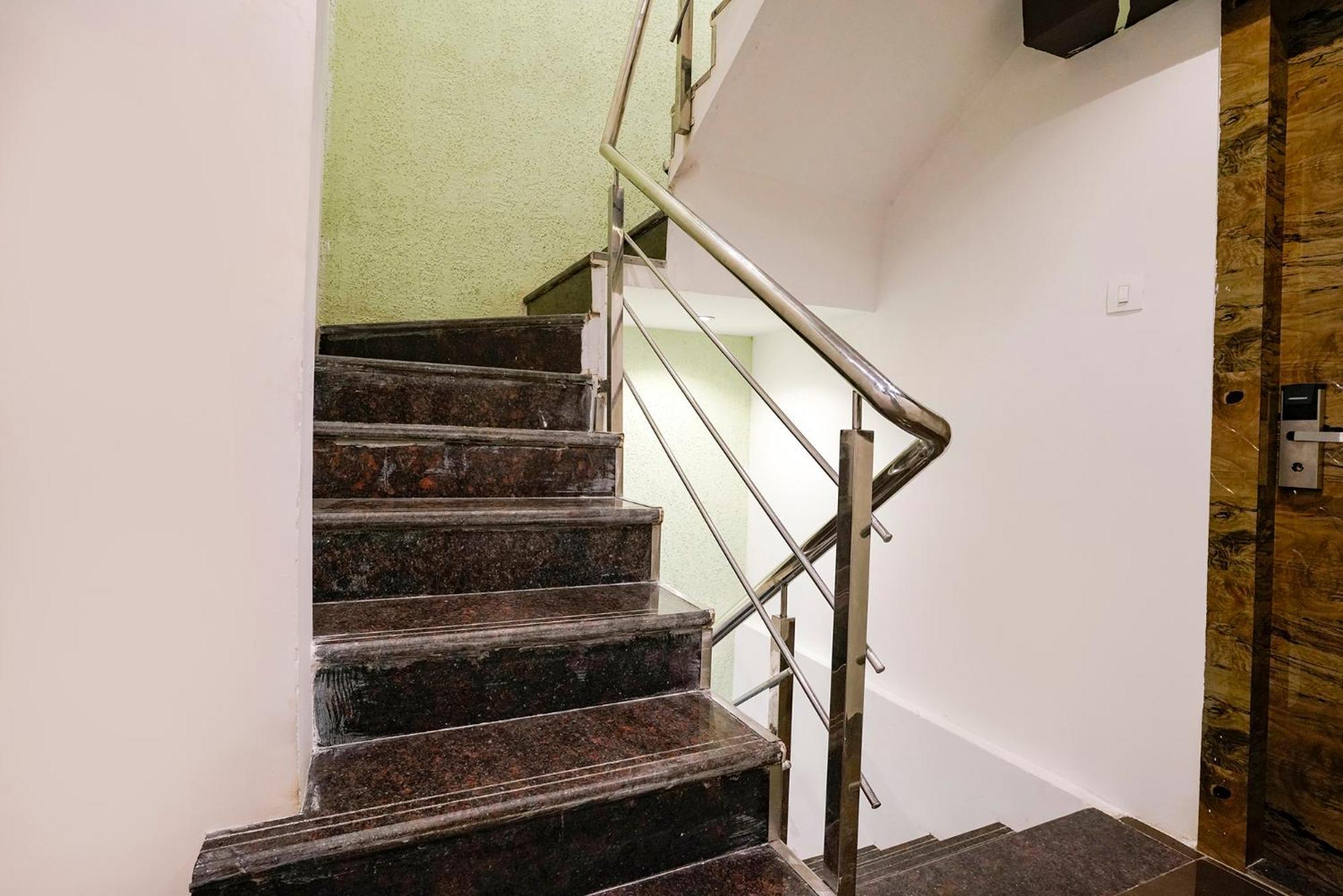 Fabhotel Atithi Residency I - Nr Bkc 孟买 外观 照片